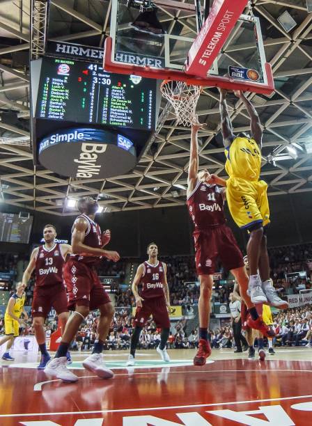 这一年轻的 这一年轻的