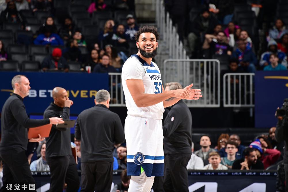 选手们都在 选手们都在